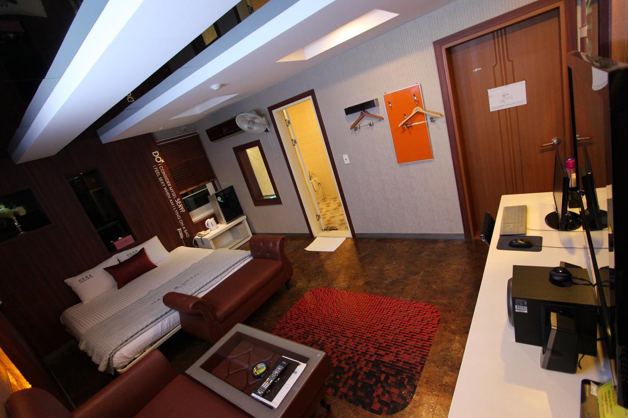 Hera Hotel Daegu Exterior foto